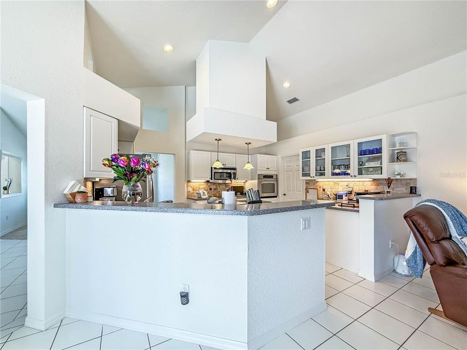 For Sale: $559,700 (3 beds, 2 baths, 2345 Square Feet)