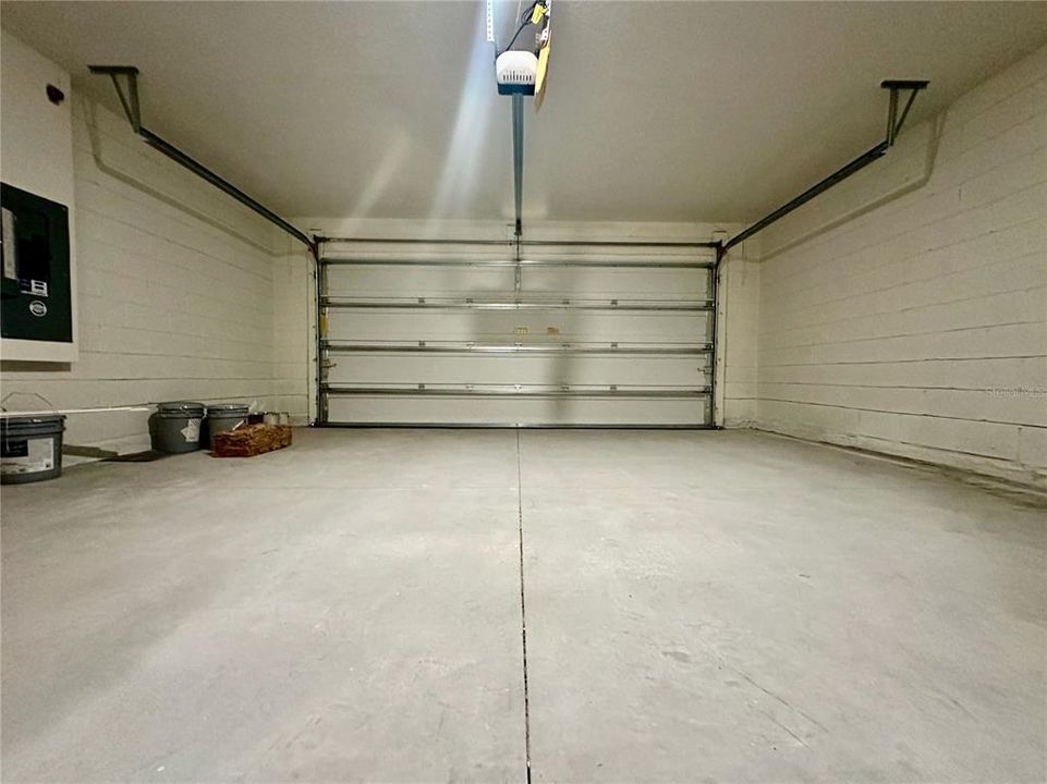 For Rent: $1,700 (3 beds, 2 baths, 1511 Square Feet)