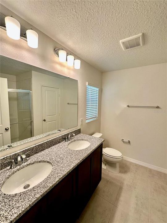 For Rent: $1,700 (3 beds, 2 baths, 1511 Square Feet)