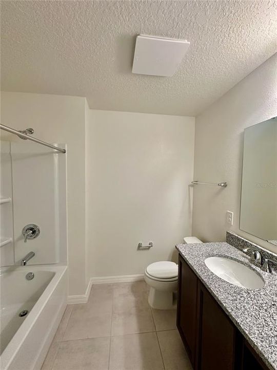 For Rent: $1,700 (3 beds, 2 baths, 1511 Square Feet)