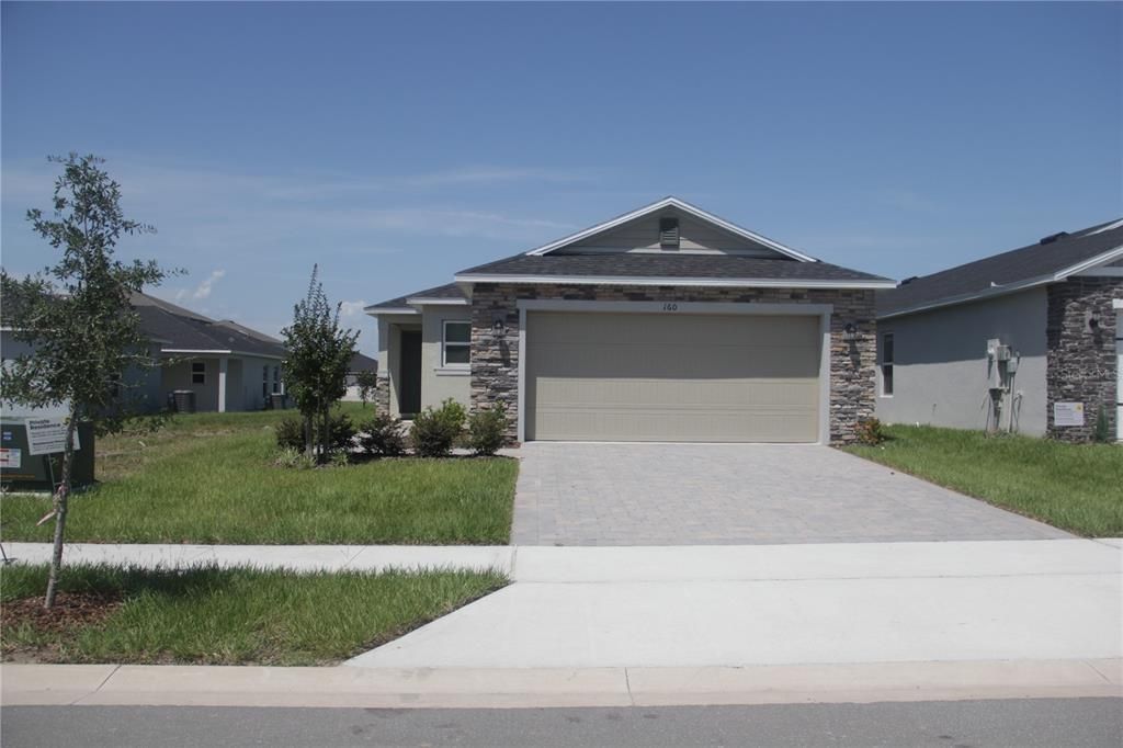 For Rent: $1,700 (3 beds, 2 baths, 1511 Square Feet)