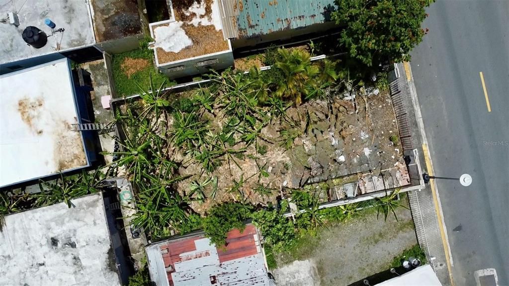 На продажу: $90,000 (0.04 acres)