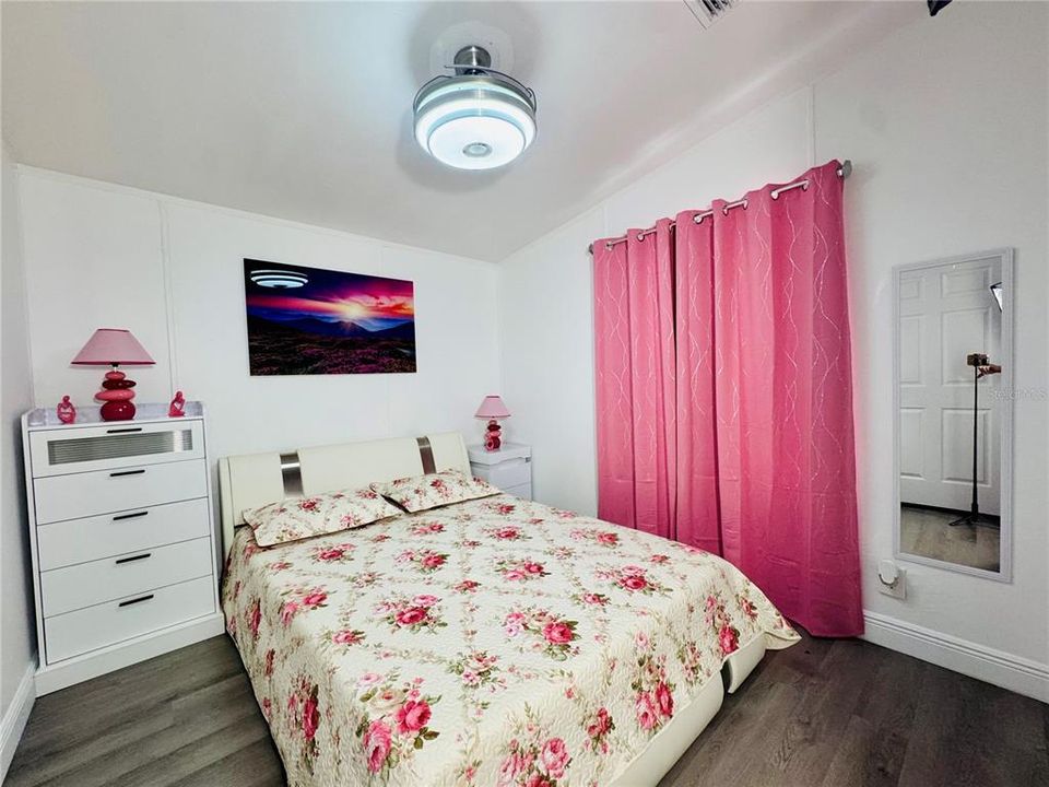 На продажу: $310,000 (3 спален, 2 ванн, 1188 Квадратных фут)