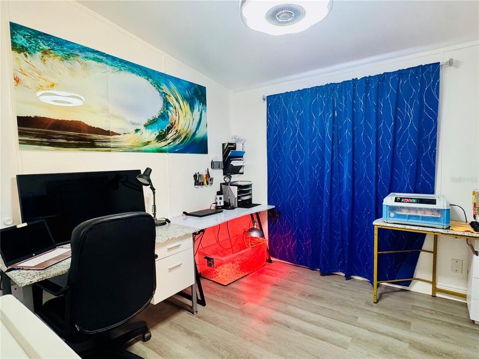 На продажу: $310,000 (3 спален, 2 ванн, 1188 Квадратных фут)