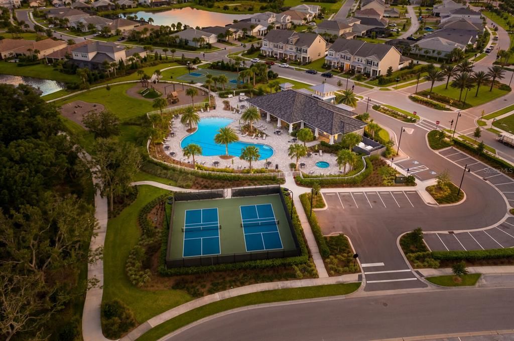 Active With Contract: $835,000 (4 beds, 3 baths, 2798 Square Feet)