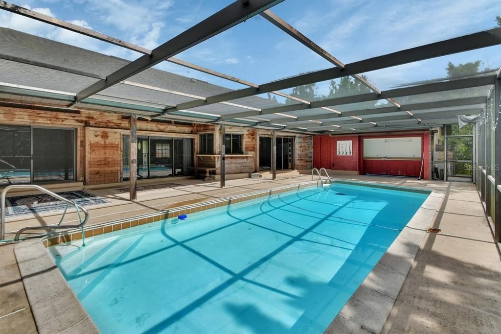 For Sale: $520,000 (4 beds, 2 baths, 2800 Square Feet)