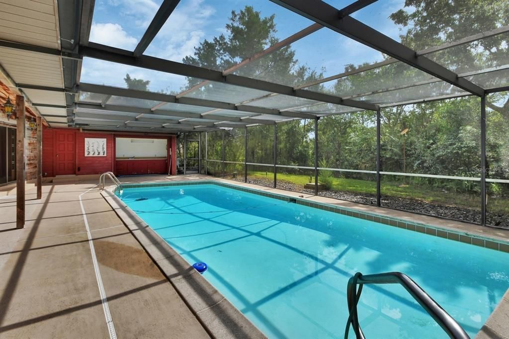 For Sale: $520,000 (4 beds, 2 baths, 2800 Square Feet)