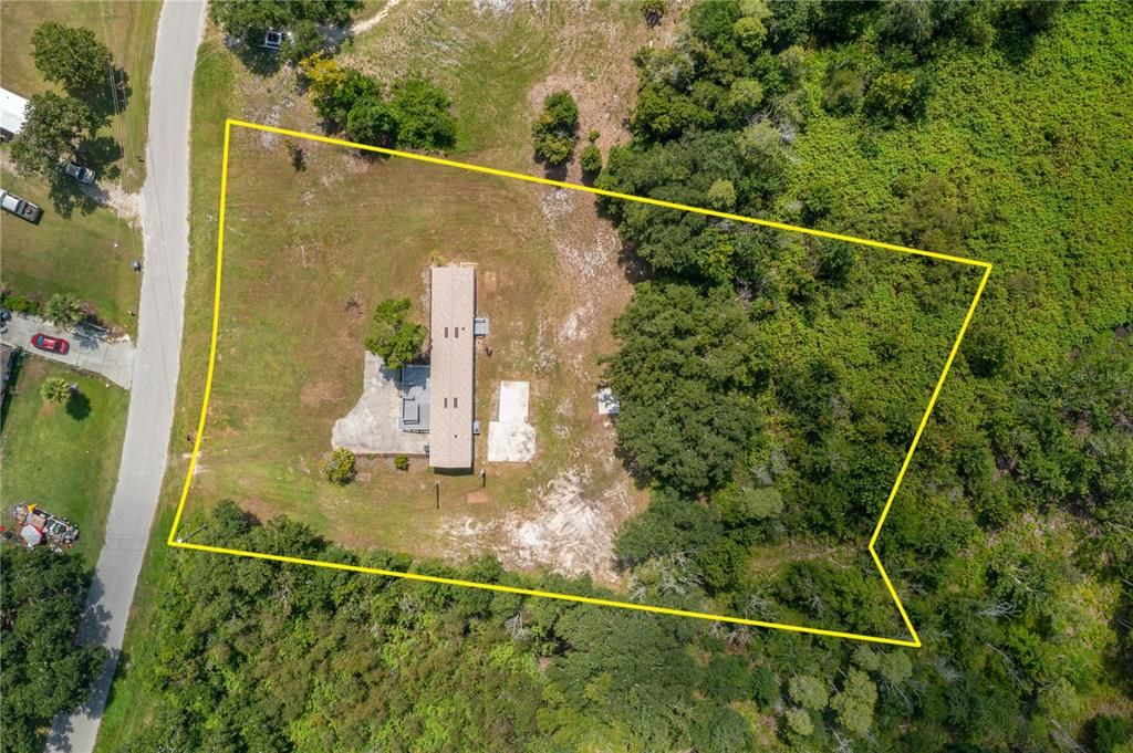 合同活跃: $245,000 (3 贝兹, 2 浴室, 1216 平方英尺)