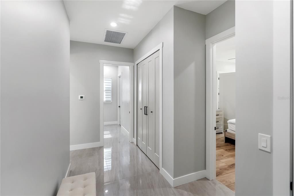 На продажу: $599,900 (4 спален, 3 ванн, 2327 Квадратных фут)