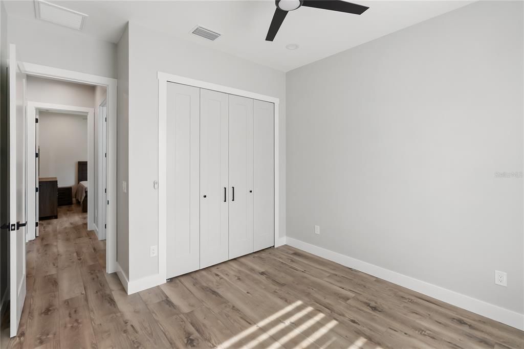 На продажу: $599,900 (4 спален, 3 ванн, 2327 Квадратных фут)