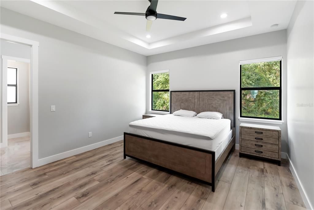 На продажу: $599,900 (4 спален, 3 ванн, 2327 Квадратных фут)