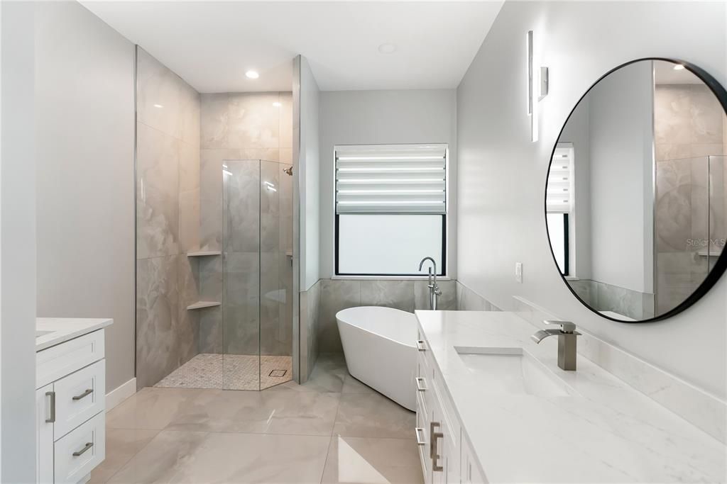 На продажу: $599,900 (4 спален, 3 ванн, 2327 Квадратных фут)