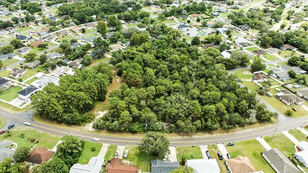 Activo con contrato: $399,000 (5.30 acres)