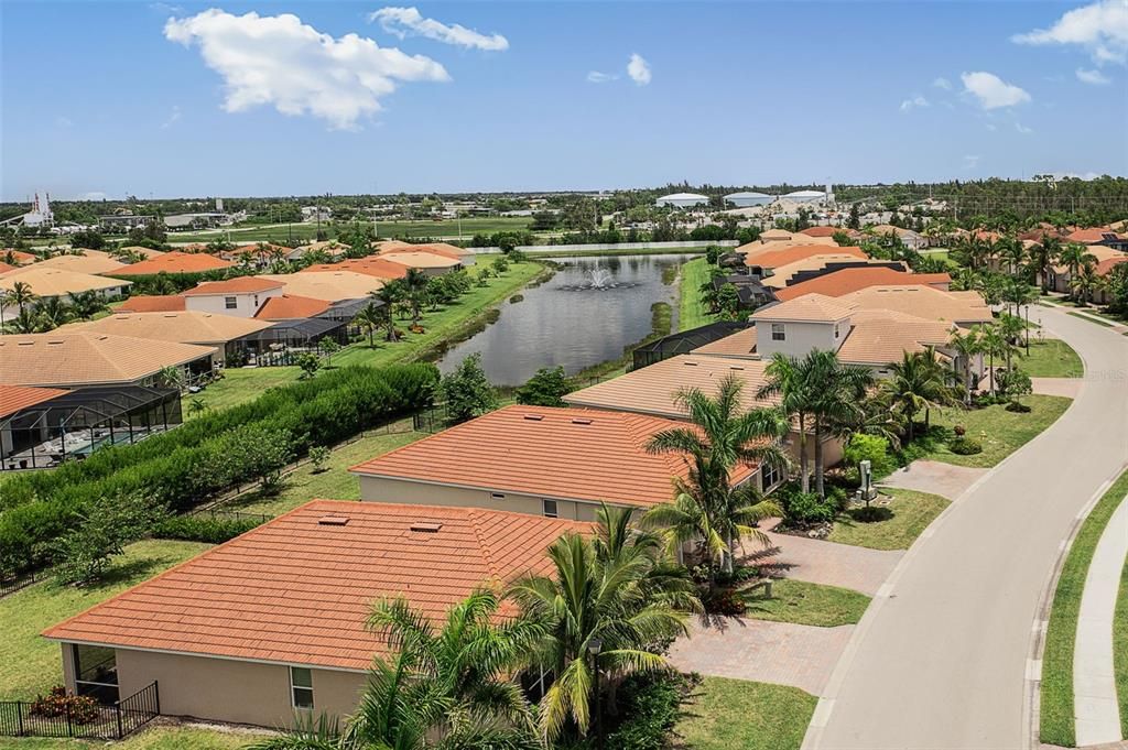 合同活跃: $389,900 (4 贝兹, 2 浴室, 1828 平方英尺)