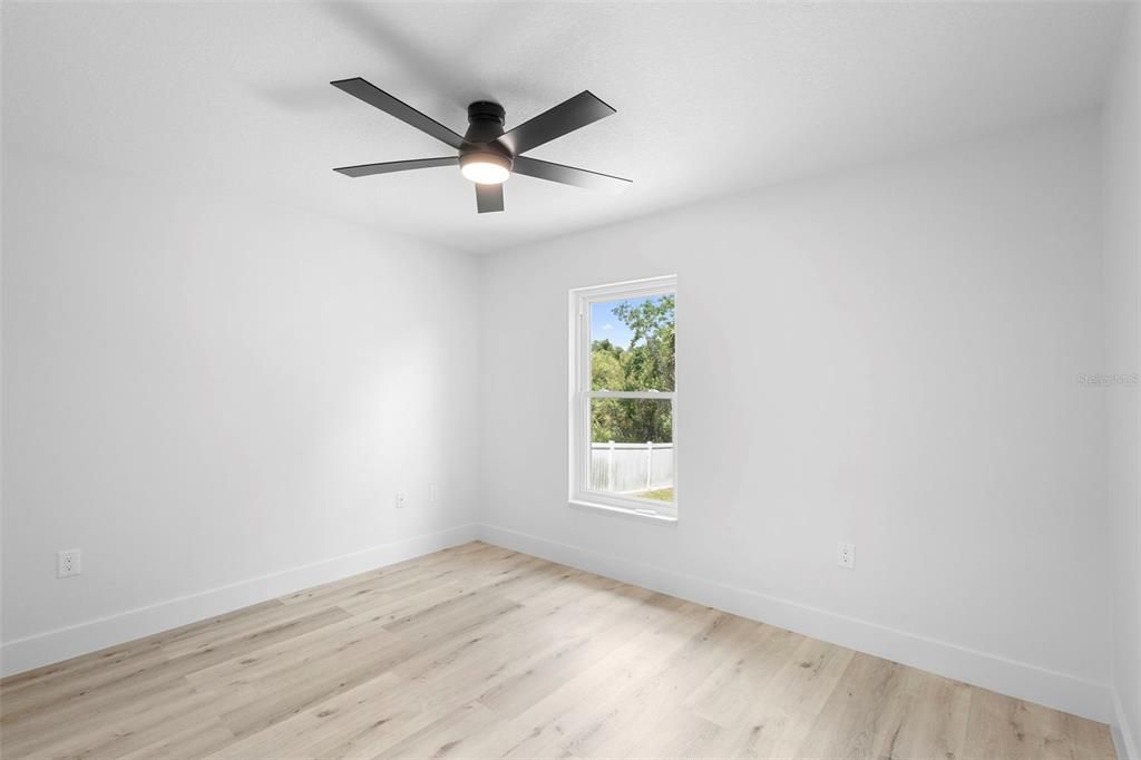 На продажу: $314,500 (3 спален, 2 ванн, 1332 Квадратных фут)