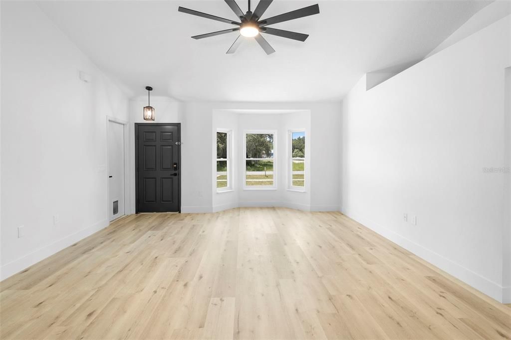 На продажу: $314,500 (3 спален, 2 ванн, 1332 Квадратных фут)