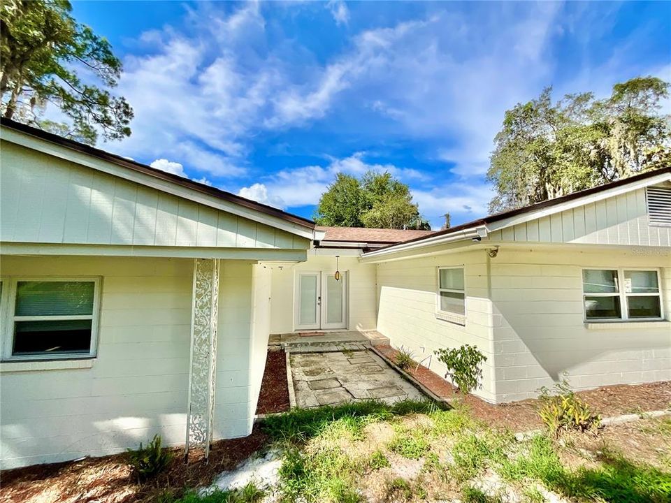 待售: $329,000 (3 贝兹, 2 浴室, 1711 平方英尺)