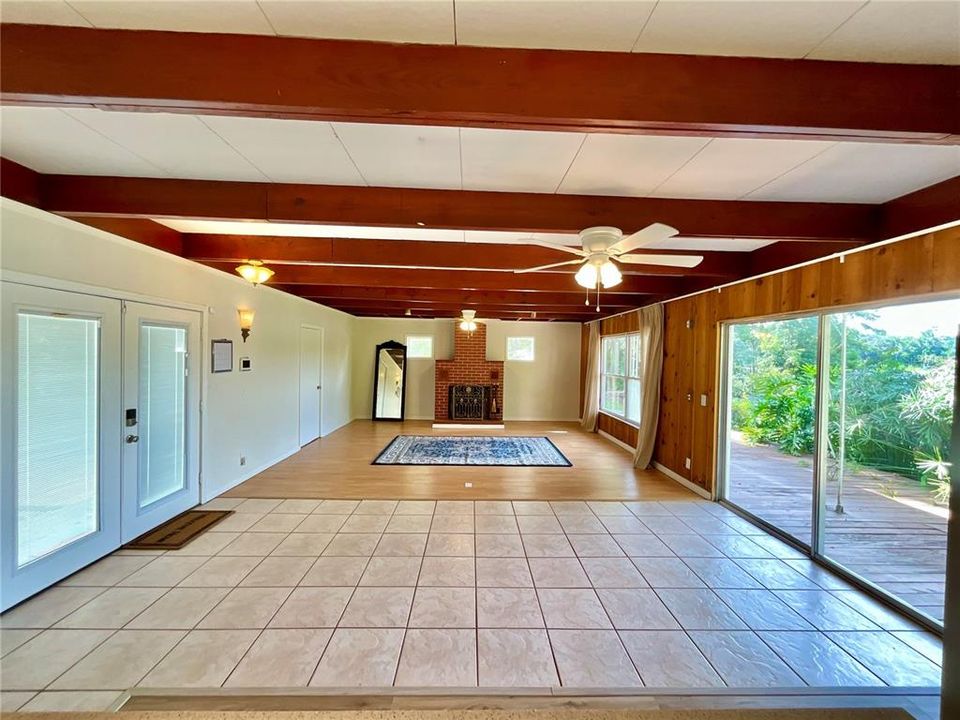 待售: $329,000 (3 贝兹, 2 浴室, 1711 平方英尺)