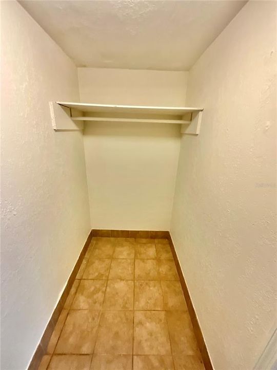 待售: $329,000 (3 贝兹, 2 浴室, 1711 平方英尺)