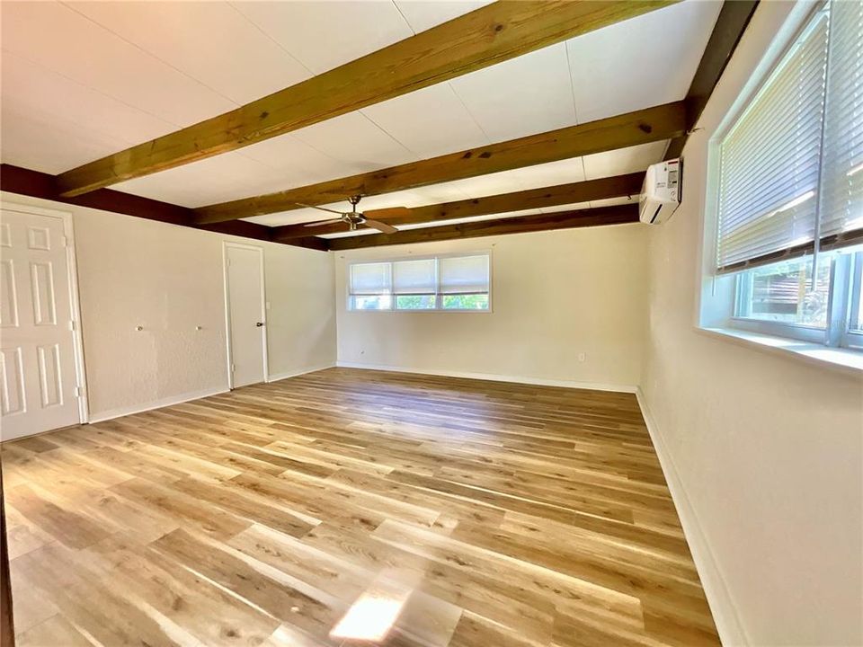 待售: $329,000 (3 贝兹, 2 浴室, 1711 平方英尺)