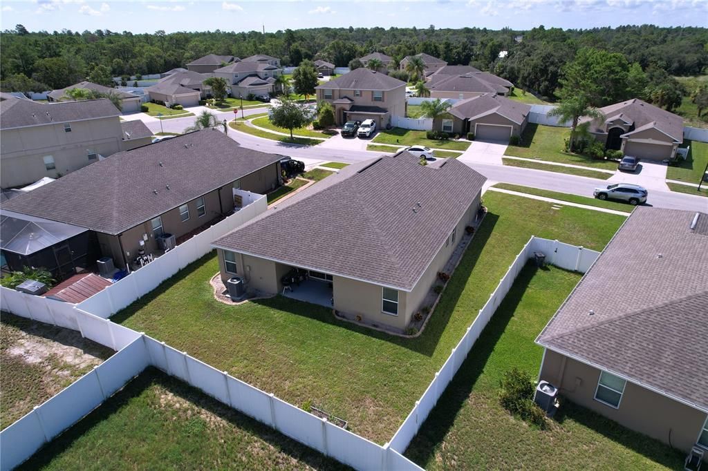 For Sale: $345,000 (4 beds, 3 baths, 1908 Square Feet)