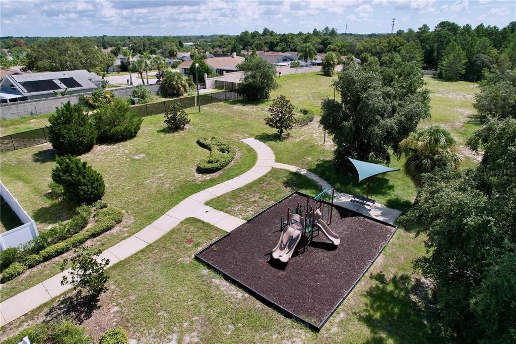 For Sale: $345,000 (4 beds, 3 baths, 1908 Square Feet)