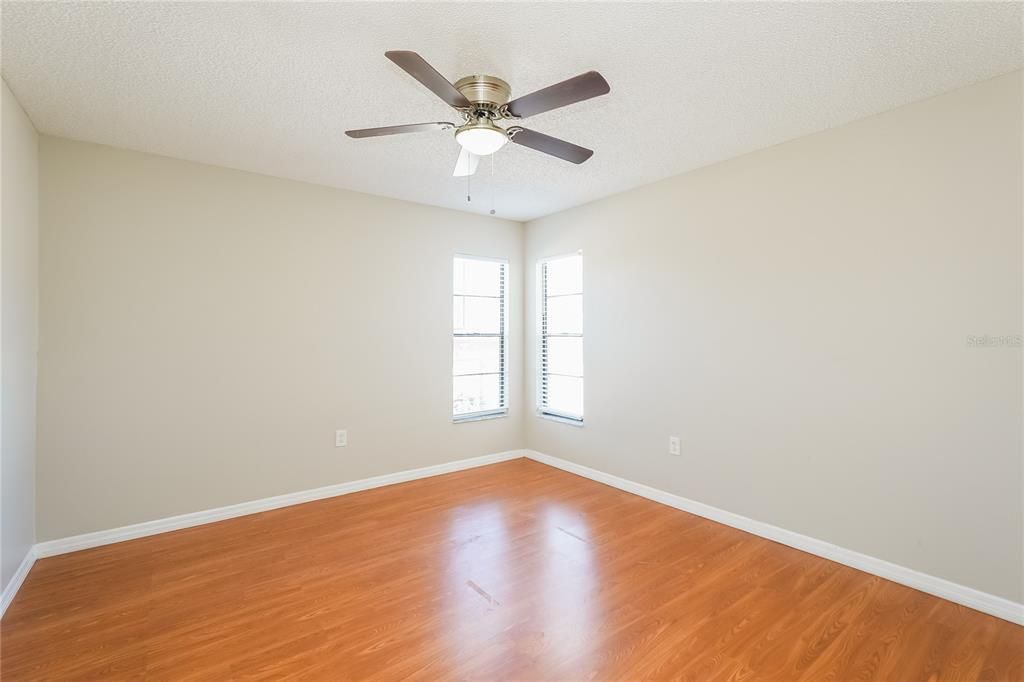 For Rent: $1,870 (3 beds, 2 baths, 1120 Square Feet)