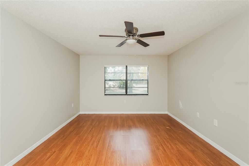 For Rent: $1,870 (3 beds, 2 baths, 1120 Square Feet)