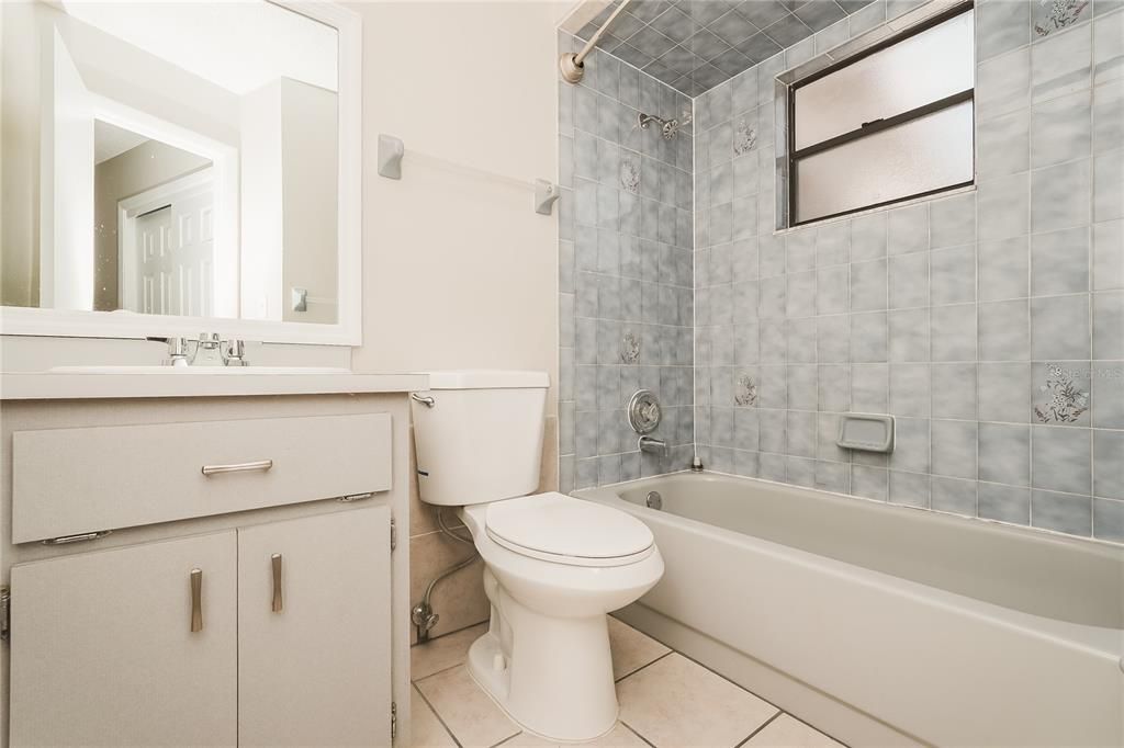 For Rent: $1,870 (3 beds, 2 baths, 1120 Square Feet)