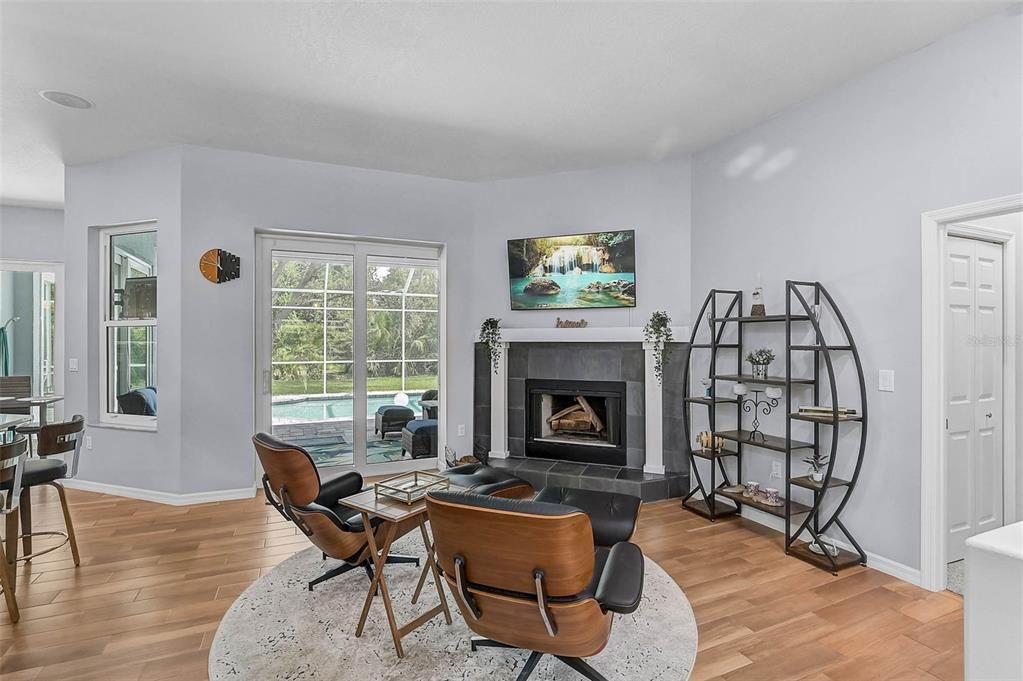 На продажу: $949,000 (3 спален, 2 ванн, 2188 Квадратных фут)