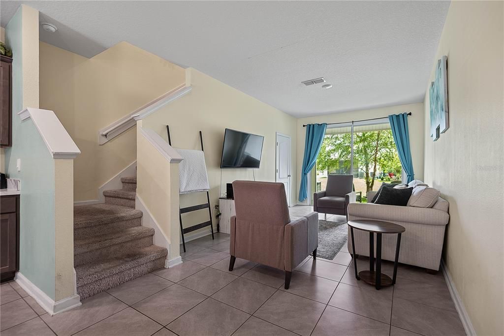 For Sale: $238,000 (2 beds, 2 baths, 1110 Square Feet)