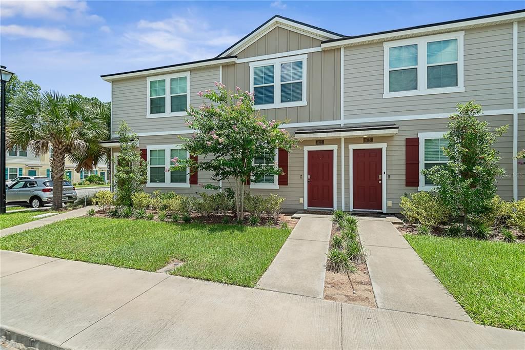 For Sale: $238,000 (2 beds, 2 baths, 1110 Square Feet)