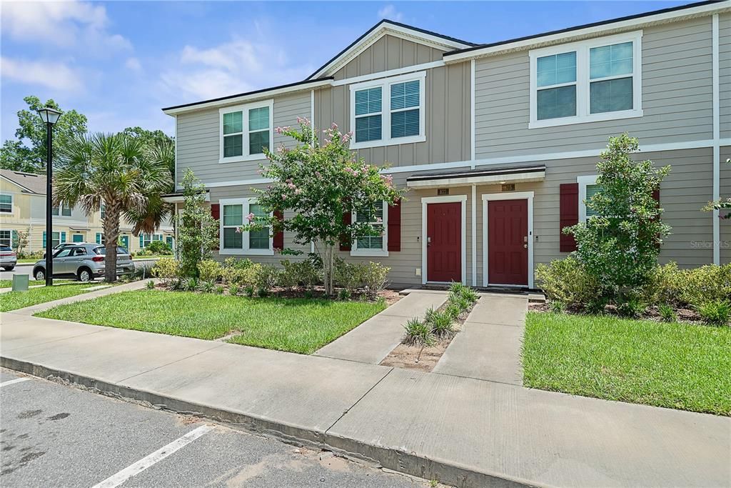 For Sale: $238,000 (2 beds, 2 baths, 1110 Square Feet)