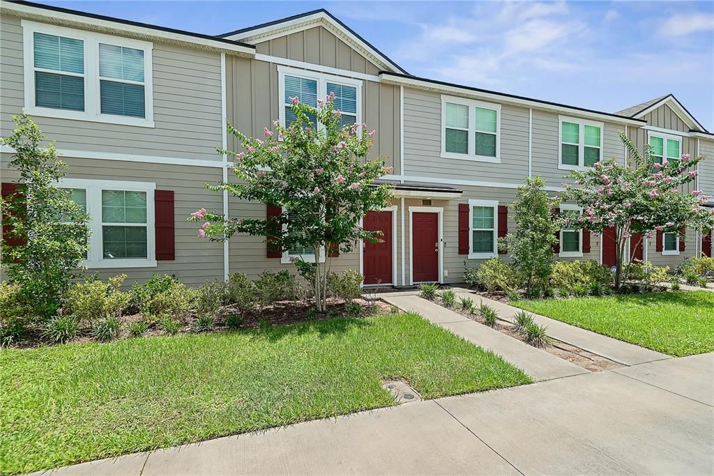 For Sale: $238,000 (2 beds, 2 baths, 1110 Square Feet)