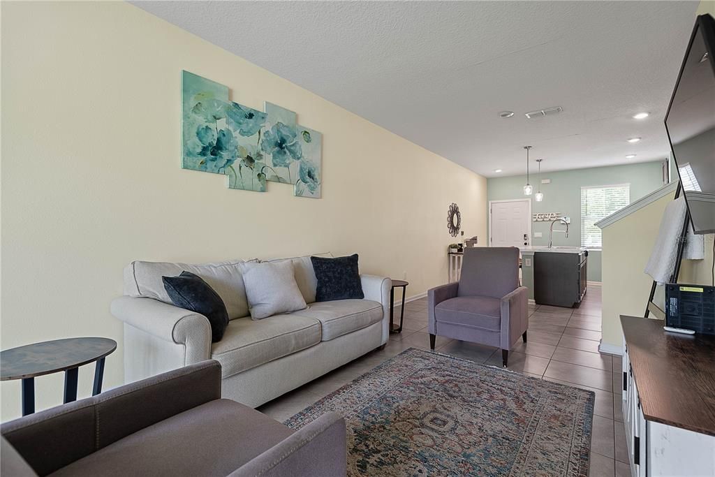 For Sale: $238,000 (2 beds, 2 baths, 1110 Square Feet)