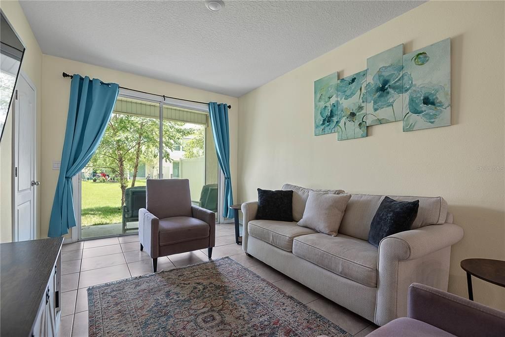 For Sale: $238,000 (2 beds, 2 baths, 1110 Square Feet)