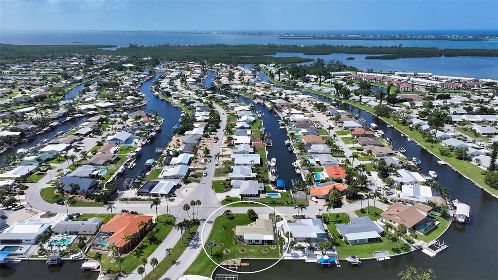 待售: $795,000 (2 贝兹, 2 浴室, 1554 平方英尺)