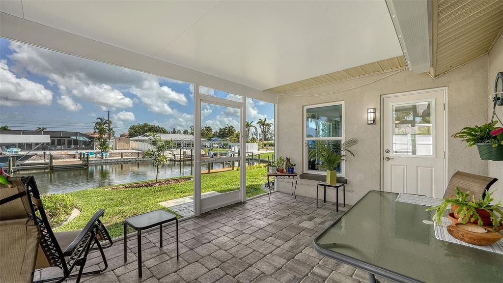 待售: $795,000 (2 贝兹, 2 浴室, 1554 平方英尺)