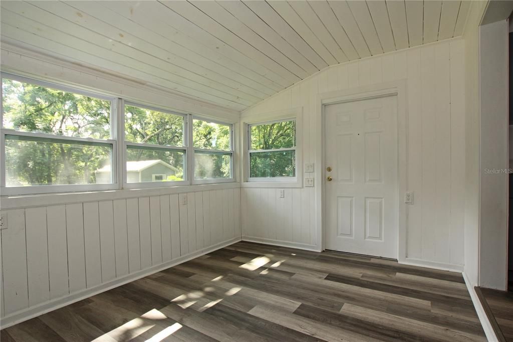 待售: $284,900 (3 贝兹, 2 浴室, 1334 平方英尺)