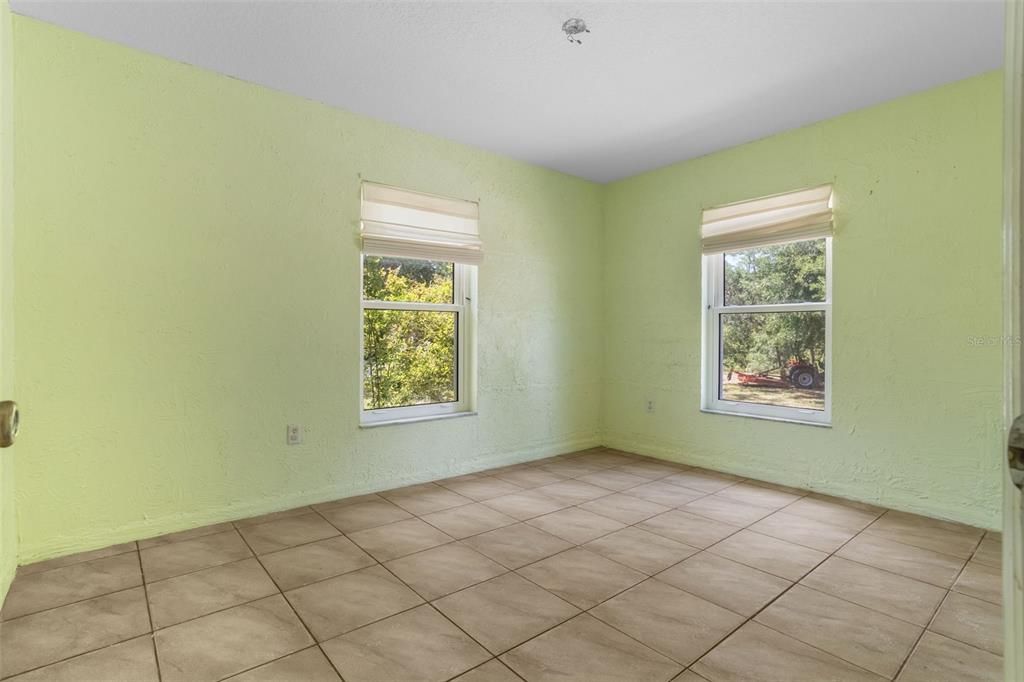 En Venta: $410,000 (3 camas, 2 baños, 1659 Pies cuadrados)