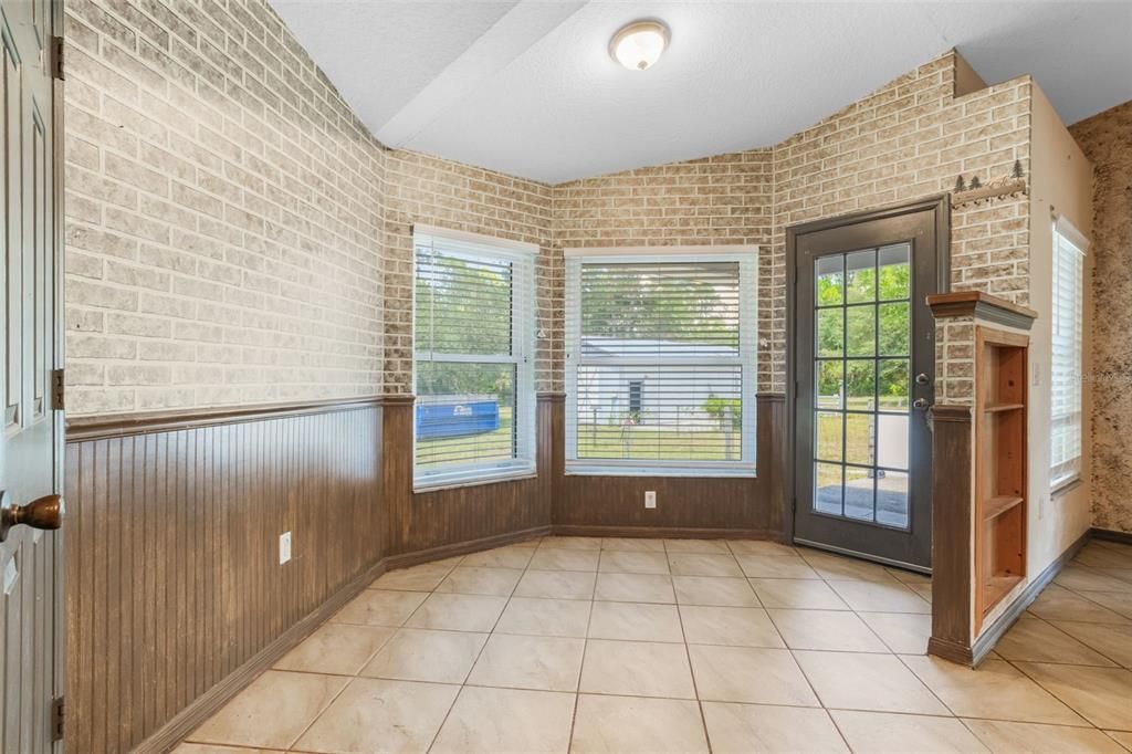 En Venta: $410,000 (3 camas, 2 baños, 1659 Pies cuadrados)