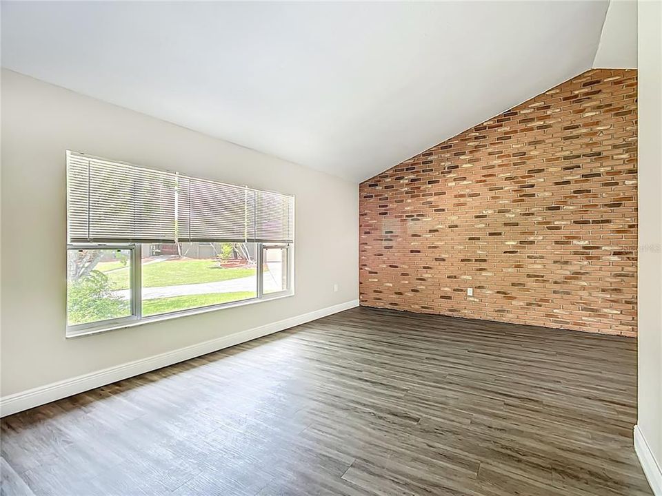 For Sale: $474,900 (4 beds, 3 baths, 2120 Square Feet)