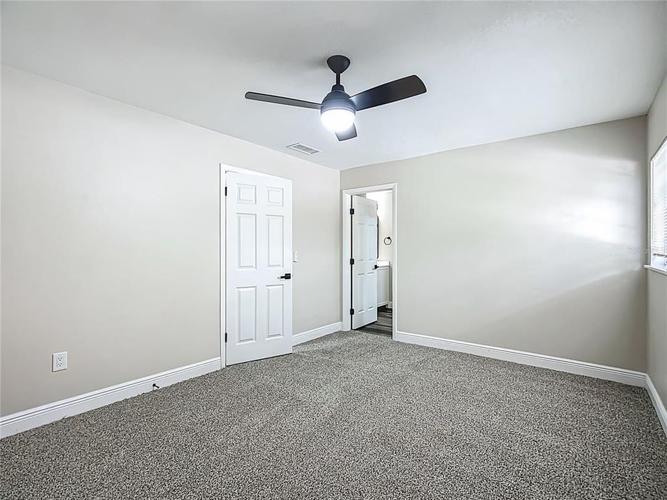 For Sale: $474,900 (4 beds, 3 baths, 2120 Square Feet)