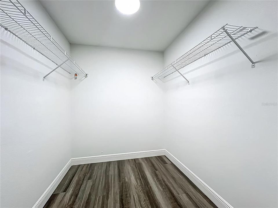 For Sale: $474,900 (4 beds, 3 baths, 2120 Square Feet)