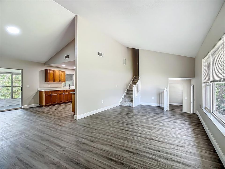 For Sale: $474,900 (4 beds, 3 baths, 2120 Square Feet)