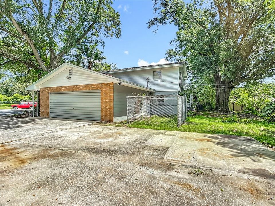 For Sale: $474,900 (4 beds, 3 baths, 2120 Square Feet)