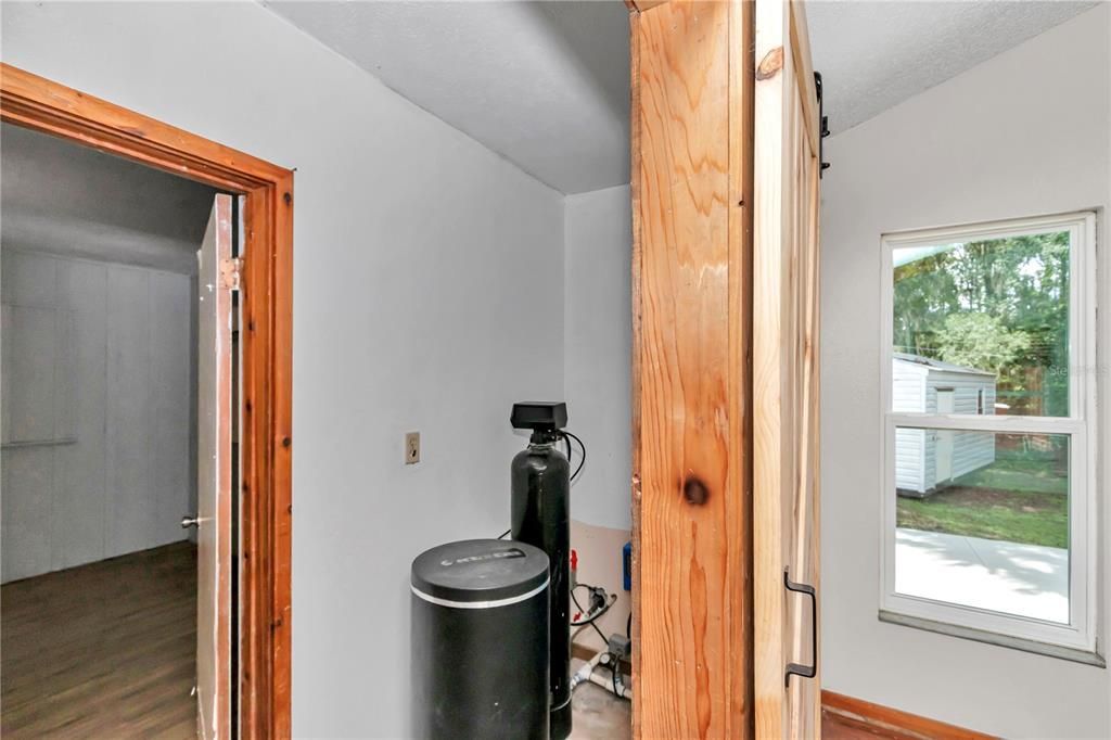 Под контрактом: $228,900 (3 спален, 2 ванн, 1479 Квадратных фут)