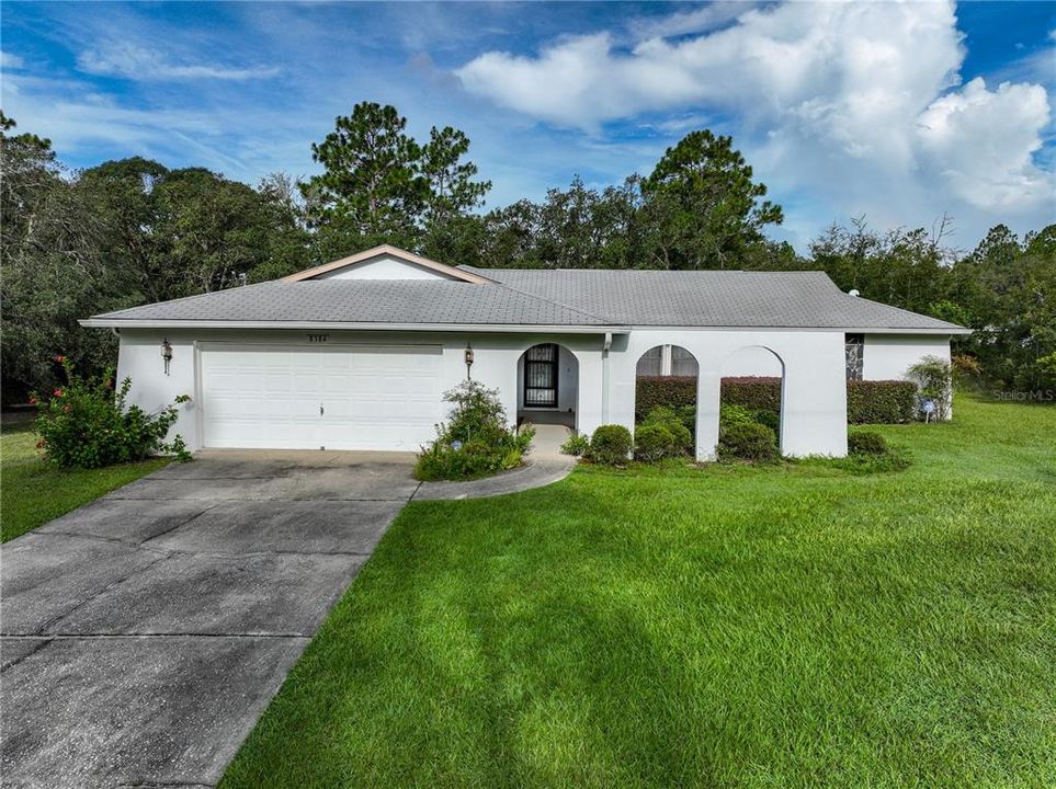 На продажу: $250,000 (3 спален, 2 ванн, 1644 Квадратных фут)