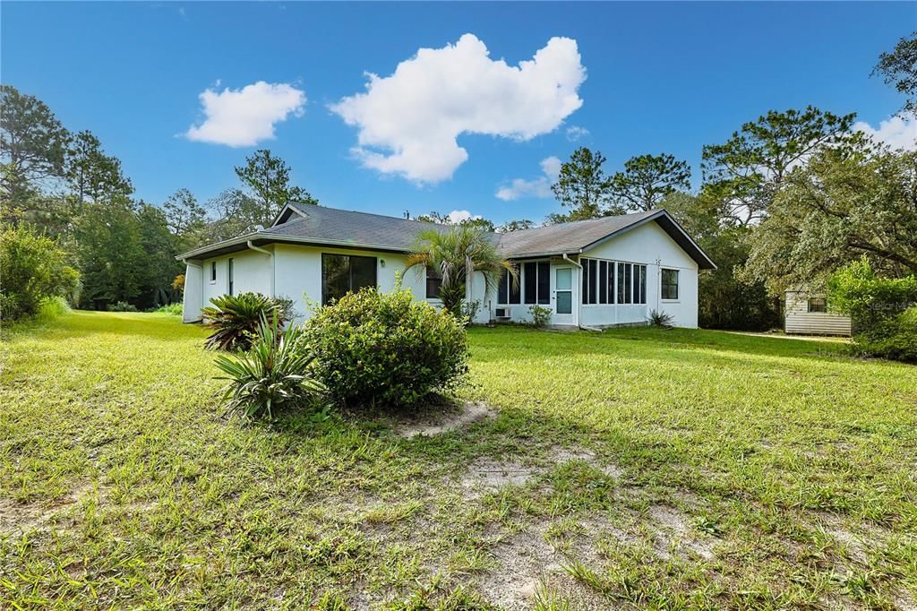 На продажу: $250,000 (3 спален, 2 ванн, 1644 Квадратных фут)