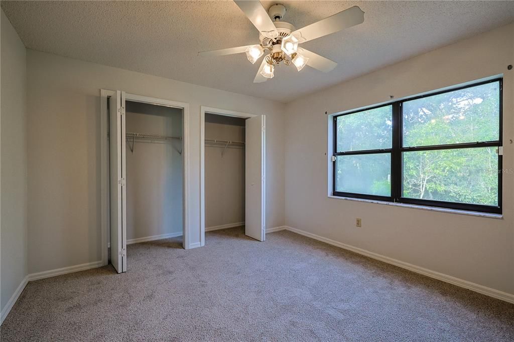 На продажу: $250,000 (3 спален, 2 ванн, 1644 Квадратных фут)